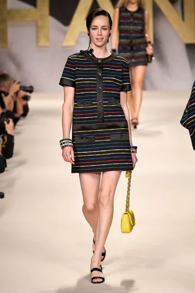 Look 31
